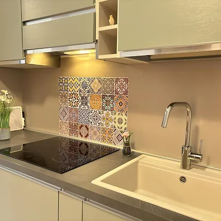 Apartment Lira *